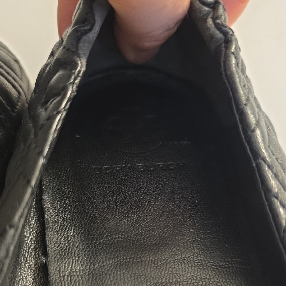 Tory Burch Black Quilted Leather Detail - Picture 3 of 11